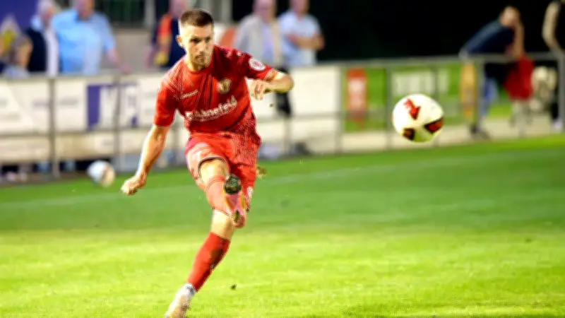 Derby-Niederlage: FC Mecklenburg Schwerin verliert gegen Anker Wismar