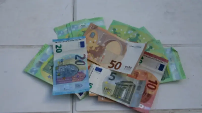 Falschgeld in Hagenow und Parchim entdeckt – Polizei warnt
