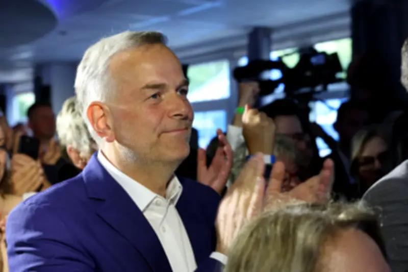 Leif-Erik Holm: Bürgerlicher Wahlkämpfer, aber auch Kritik