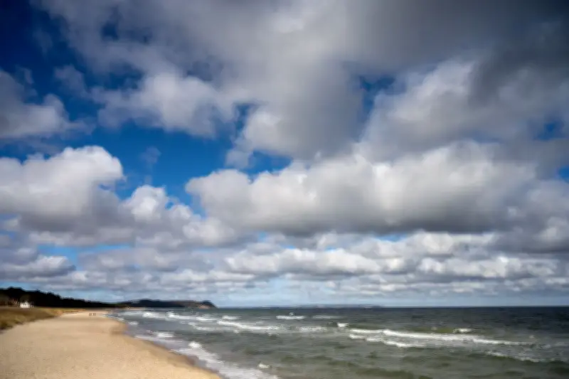 Mildes Herbstwetter im Norden: Bis zu 25 Grad und viel Sonne
