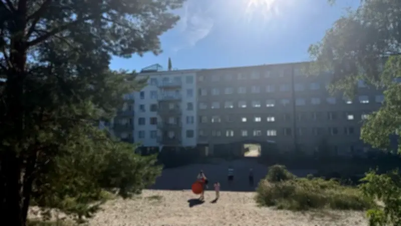 Rückkehrer-Kolumne: Ungläubig am Koloss von Prora entlanggefahren