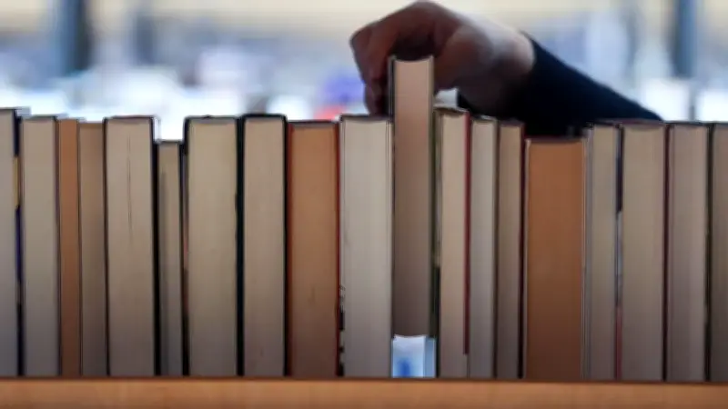 Rekordjagd: SVZ sucht das älteste Buch in Westmecklenburg und Prignitz