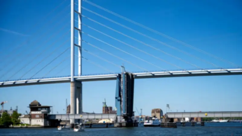 Rügenbrücke gesperrt: Autofahrer müssen im September umplanen
