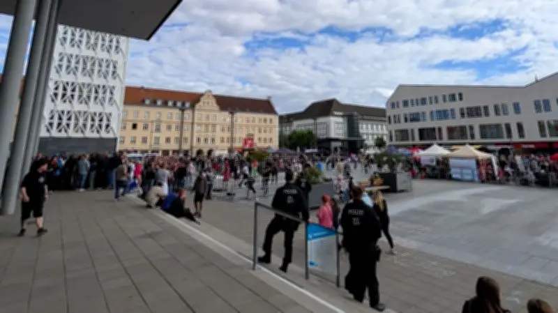 Tausende bei Markt der Vielen und AfD-Finale in Neubrandenburg