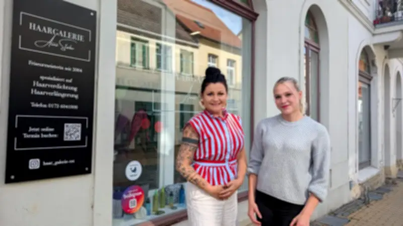 Teterow: Anna (19) ist einzige Friseur-Azubine in der Stadt