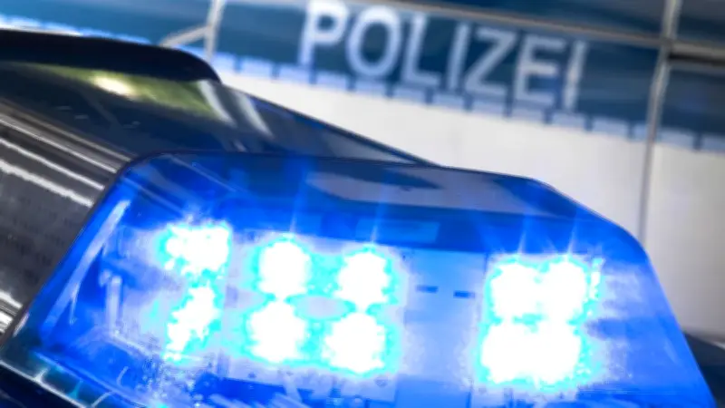Unbekannte Tote aus der Warnow geborgen: Polizei bittet um Hinweise