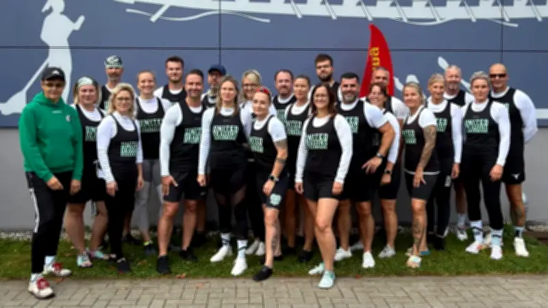 United Dragons räumen in Rostock ab: Gesamtsieg beim Herbstrennen