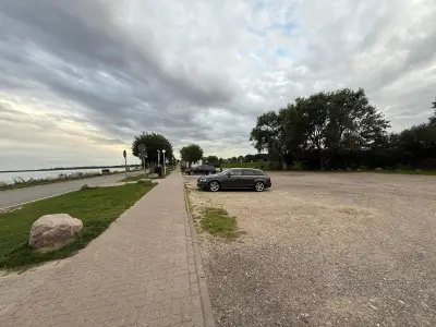 Boltenhagen: 40-Euro-Nachttarif auf Gemeindeparkplätzen