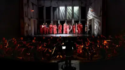 Schweriner „Fidelio“: Gut gemeinte Agitprop-Spielereien