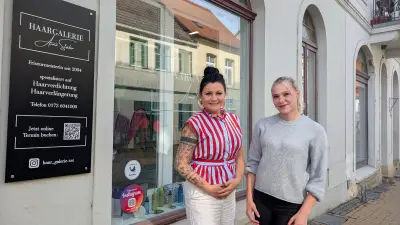 Teterow: Anna (19) ist einzige Friseur-Azubine in der Stadt
