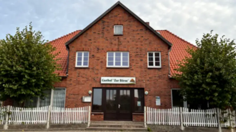 Alte Dorfkneipen: Neue Konzepte für Gasthöfe in Neuhaus und Stapel