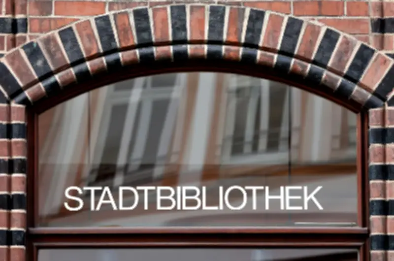 Bibliotheken im Wandel: Mehr als Bücher, aber Finanzen bleiben angespannt