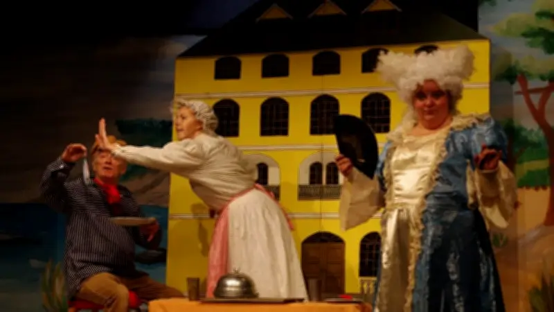 Erstmals großes Kindertheater beim Rehnaer Martensmannfest