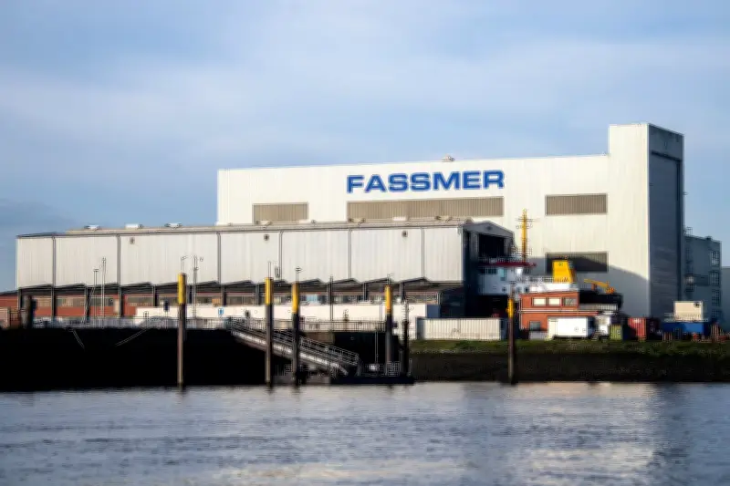 Fassmer Werft tauft erstes Patrouillenschiff für Singapur