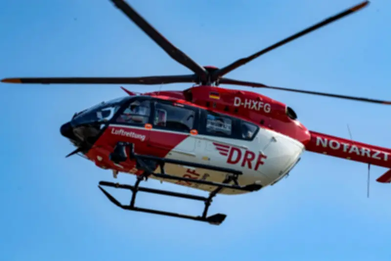Frontalzusammenstoß auf B96: Beide Fahrer schwerstverletzt