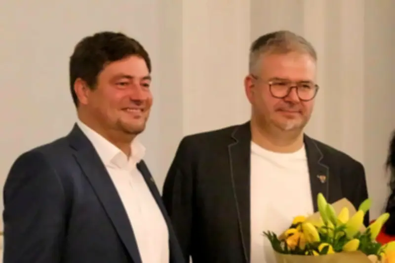 Landkreis Rostock: Wer folgt auf Landrat und Kreistagspräsident?
