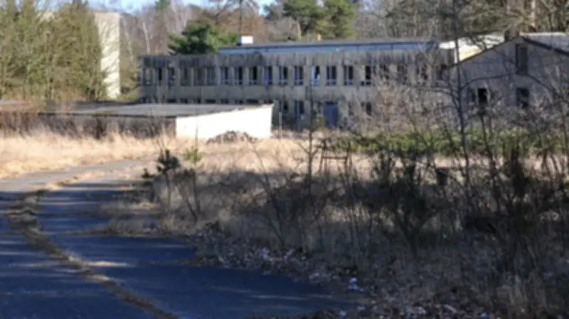 Lost Place in Goldberg: Freizeitpark-Pläne für NVA-Kaserne gescheitert