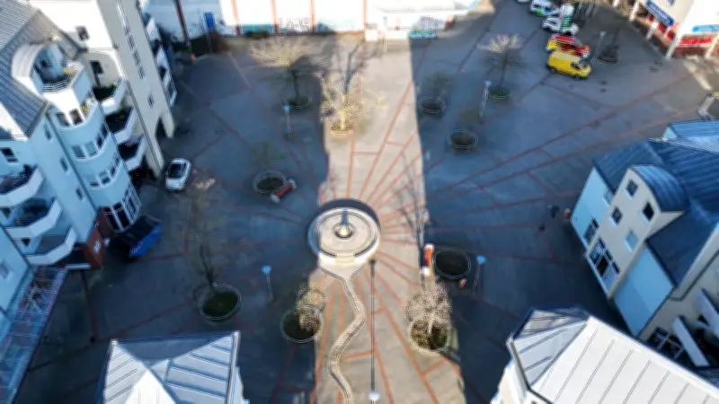 Neustart für den Toitenwinkler Stern: Umbau mit mehr Grün und Brunnen