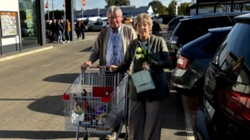 Norma-Neubau in Bützow begeistert Kunden: Mehr Platz und Rosen an der Kasse