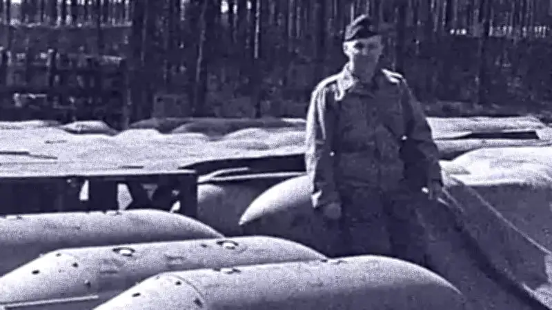 Waldstück bei Rastow birgt dunkles Geheimnis: Hunderte Bunker und V1-Raketen