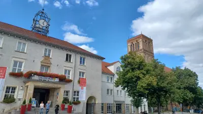 Anklam hebt Haushaltssperre auf: Millionen-Einsparung erzielt