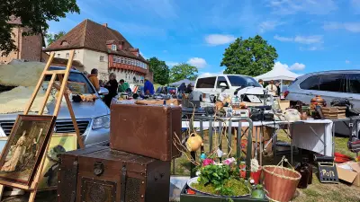 Flohmarkt an der Stargarder Höhenburg: Handel wie im Mittelalter