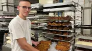 Bäckerei Denzien: Fünfte Generation plant Umzug nach Schwerin