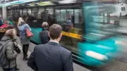 Busfahrer auf Rügen behält Schülerticket ein: Polizei eingeschaltet