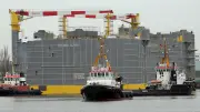 Schlepper in Wismar: Von Hafeneinsätzen bis zum Flug über das Dock