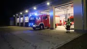Sturmnacht in Loitz: Telefonmast droht auf B194 zu kippen